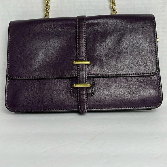 Coach Handbags - Beautiful Coach Crossbody/Clutch